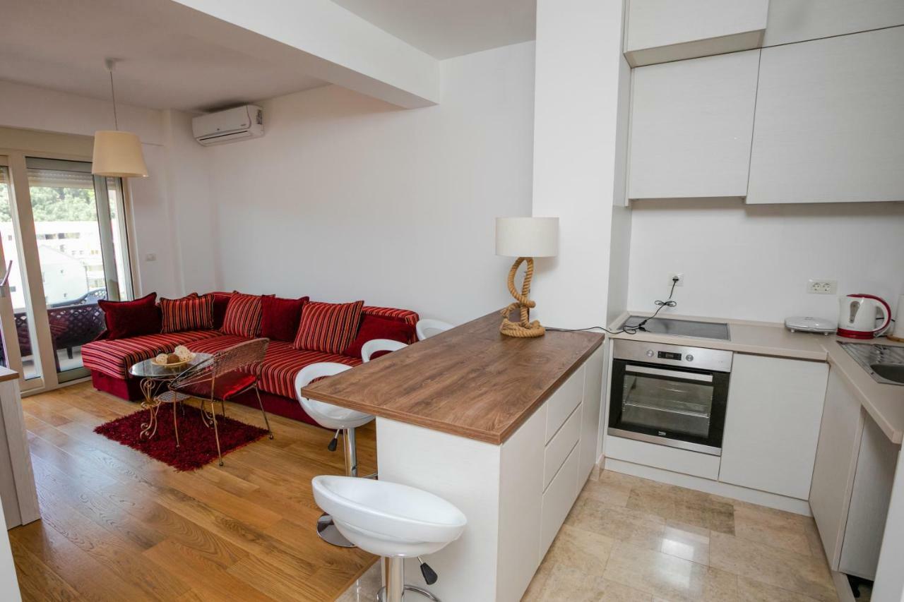 Apartment With Sea View Rafajlovići Exterior foto